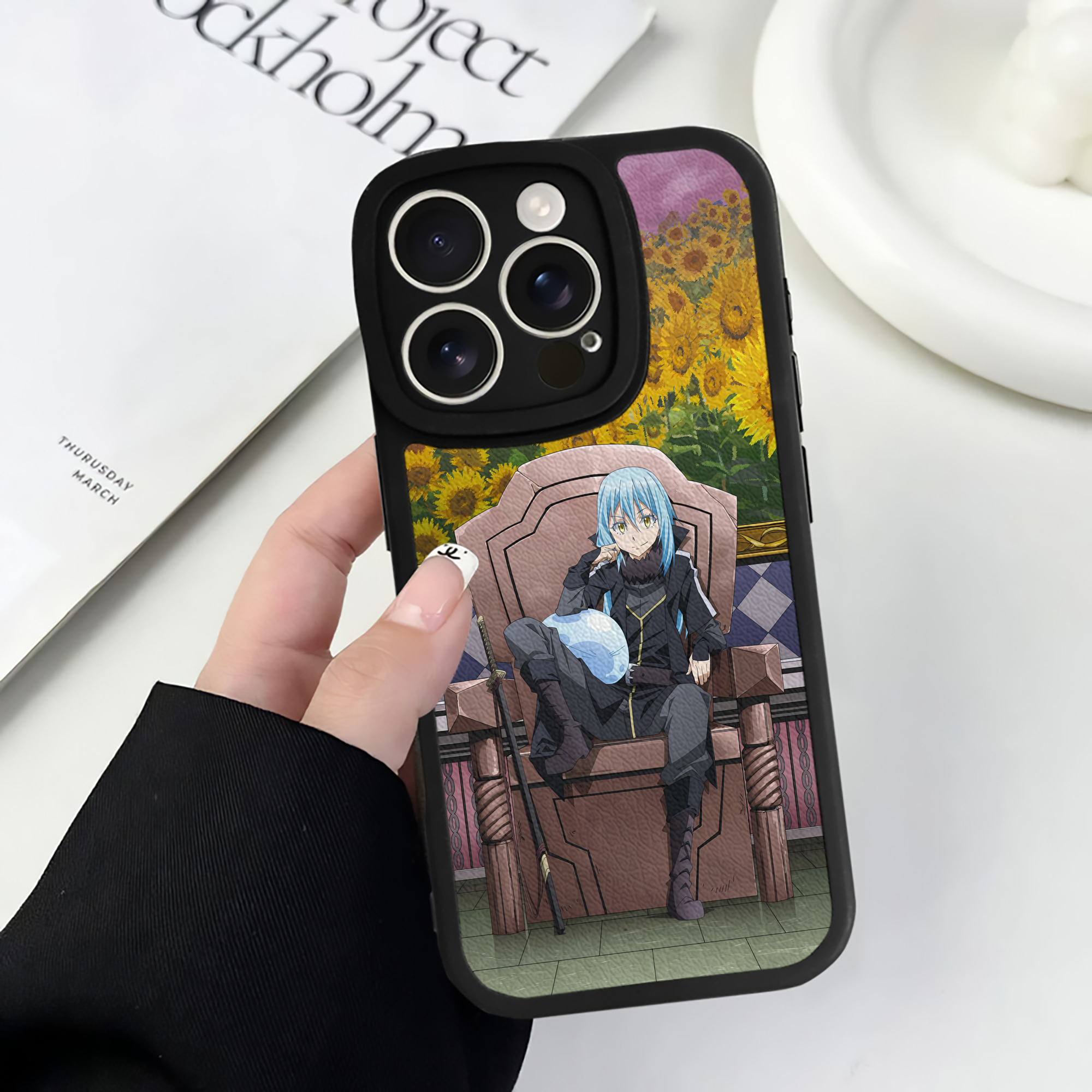 （画像用） 転スラ Regarding Reincarnated to Slime 【iPhone 16シリーズ対応】シリコンスマホケース（レザー調） 材質：シリコン